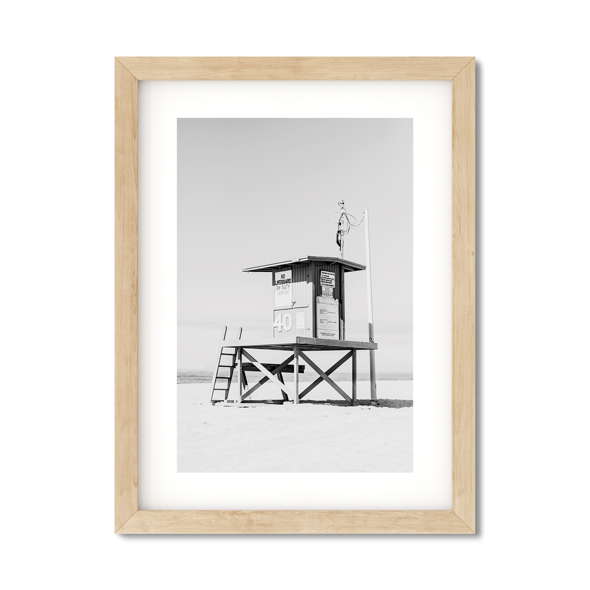 LIFEGUARD TOWER